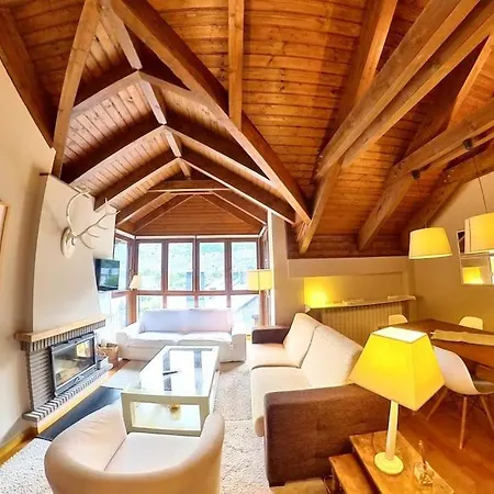 El Atico De Luz - Tucasaenlospirineos * Escarrilla